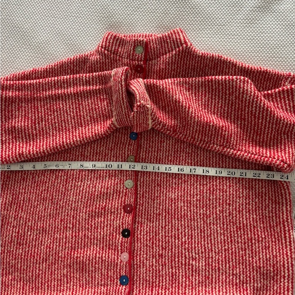 Red Stripe Button-Back Women’s Cardigan Sweater - Picture 4 of 5